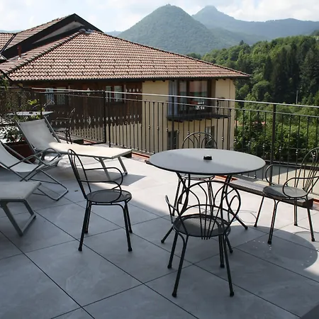 La Torre Hotel Castiglione dʼIntelvi