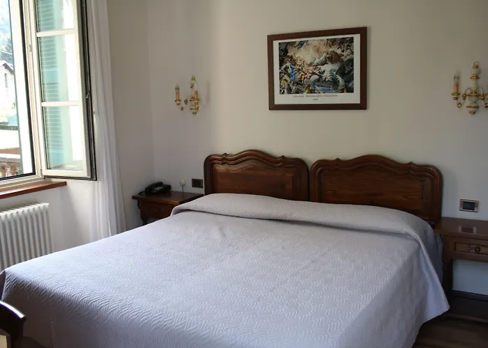 Hotel La Torre Castiglione dʼIntelvi