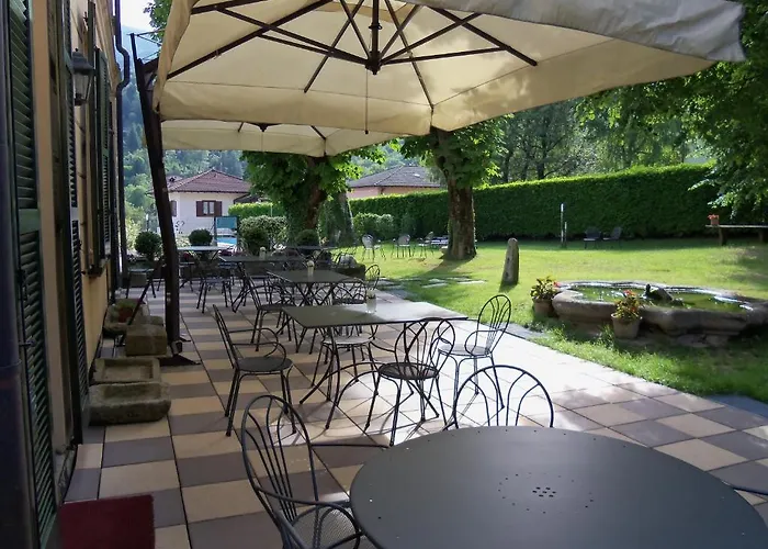 La Torre 3* Castiglione dʼIntelvi