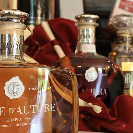 La Torre 3* Castiglione dʼIntelvi